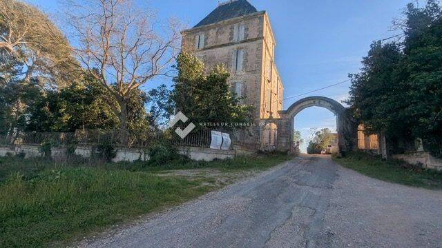 Maison 10 pièces · à Puisserguier · 1 458 000 €