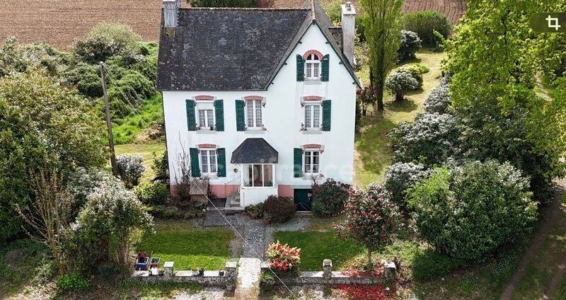 Maison 6 pièces 111 m² · à Plonévez-du-Faou · 111 m² · 195 300 €