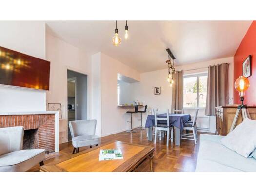 Appartement à louer 900 € 3 pièces 2 chambres 65 m² Étage 1/1 Centre Ville Pont-Audemer 27500