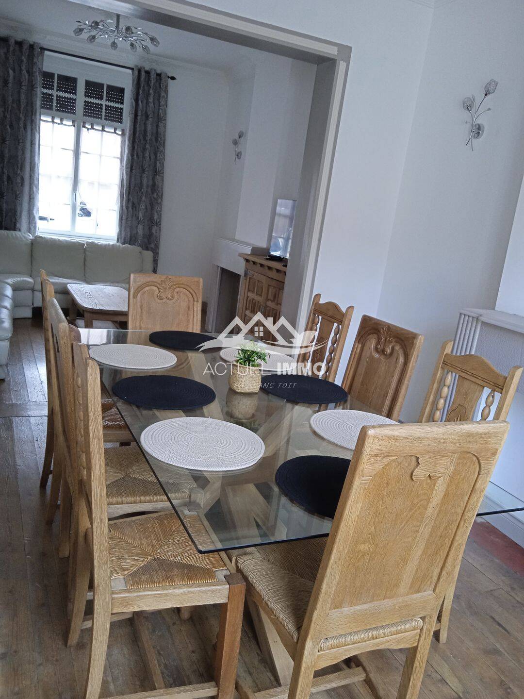 Maison 7 pièces 200 m² · à Lillers · 200 m² · 198 000 €