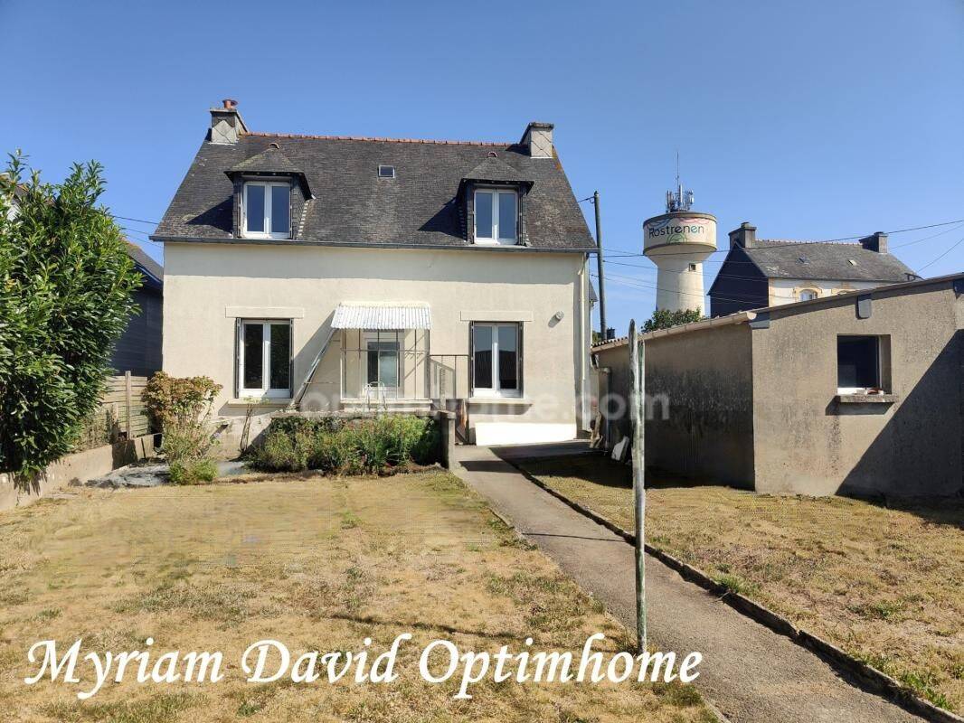 Maison 4 pièces 112 m² · à Rostrenen · 112 m² · 813 €