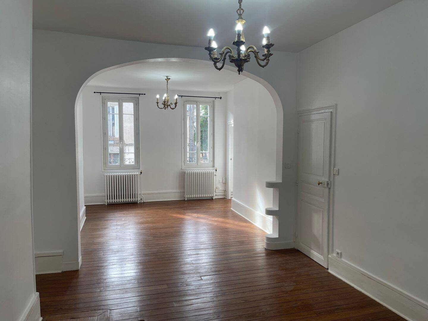 Appartement 5 pièces 96 m² · à Moulins · 96 m² · 850 €/mois
