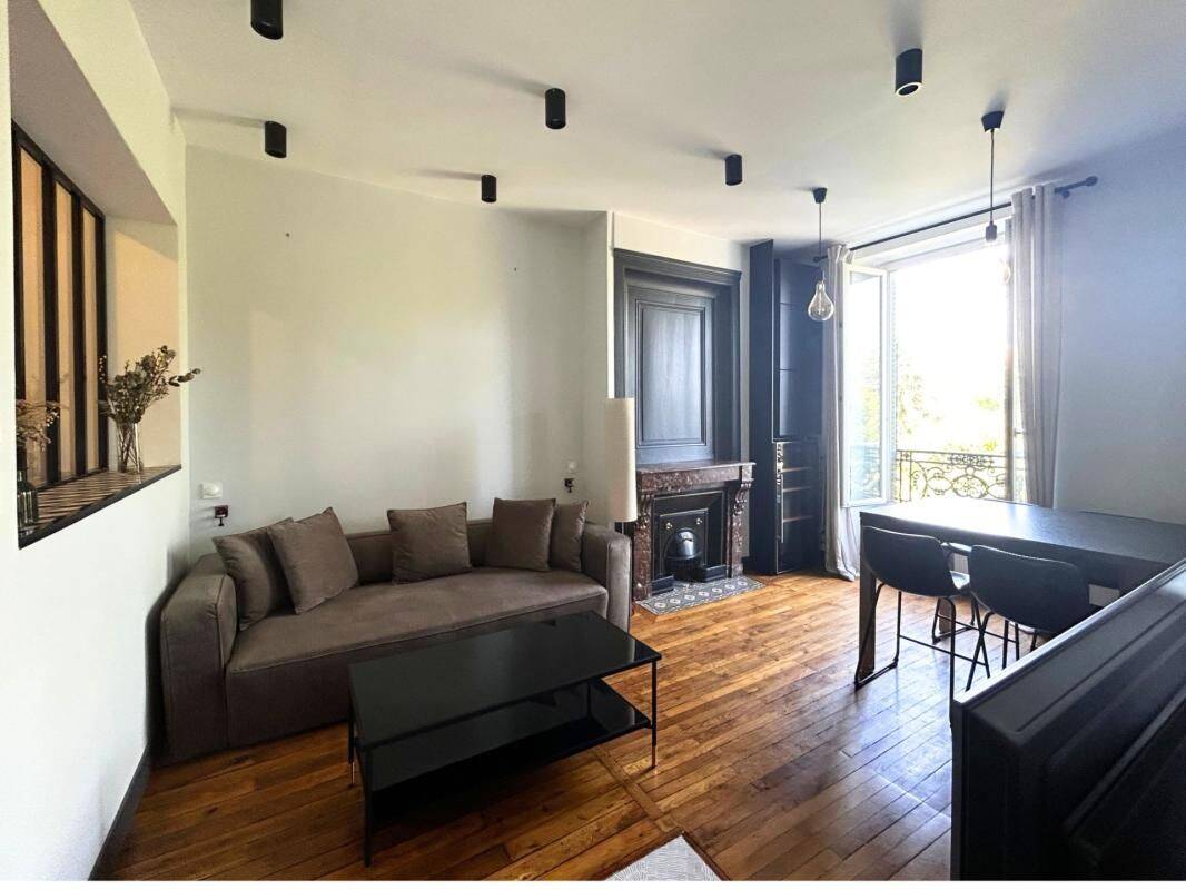 Appartement 3 pièces 47 m² · à Écully · 47 m² · 1 300 €/mois