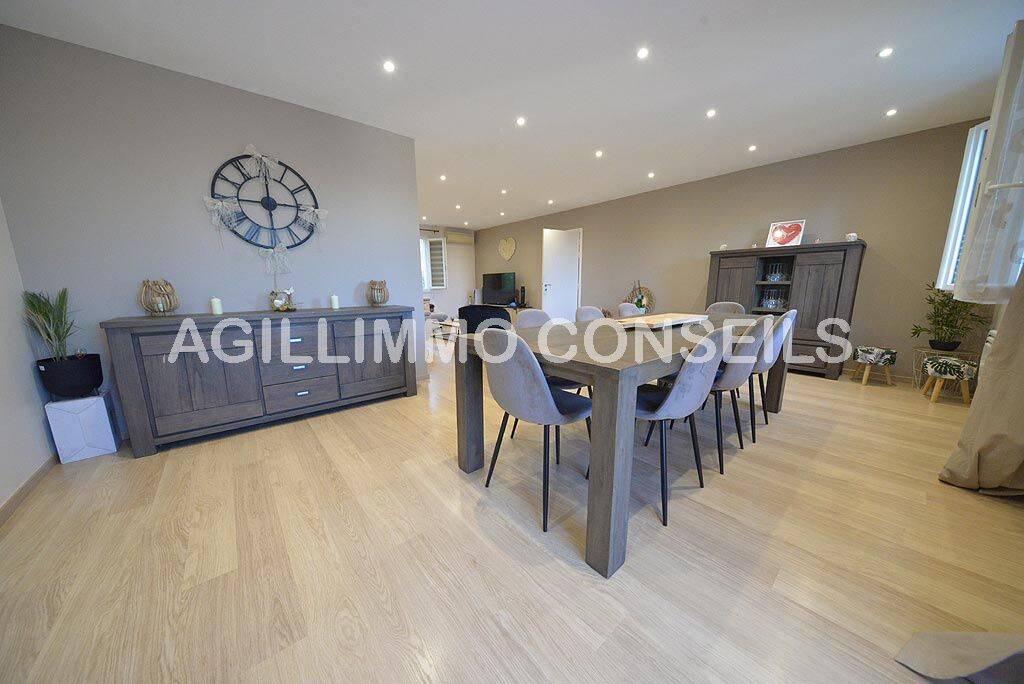 Maison 5 pièces 140 m² · à Roquebrune-sur-Argens · 140 m² · 599 000 €