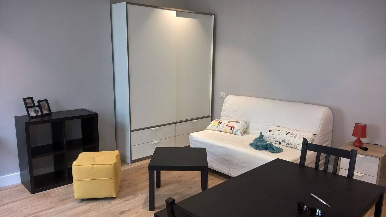 Appartement 1 pièce 25 m² · à Paris 15ème Arrondissement · 25 m² · 956 €/mois