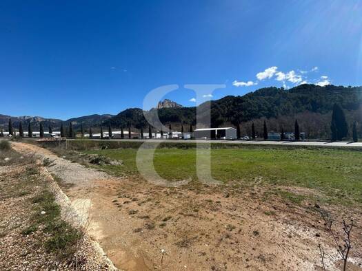 Terrain à vendre 139 000 € 2 678 m² de terrain Buis-les-Baronnies 26170