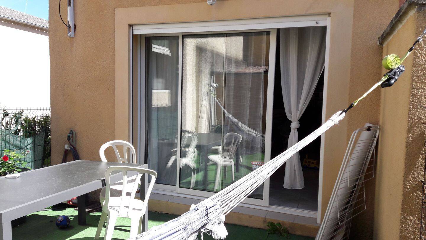 Maison 4 pièces 111 m² · à Valréas · 110,6 m² · 738 €