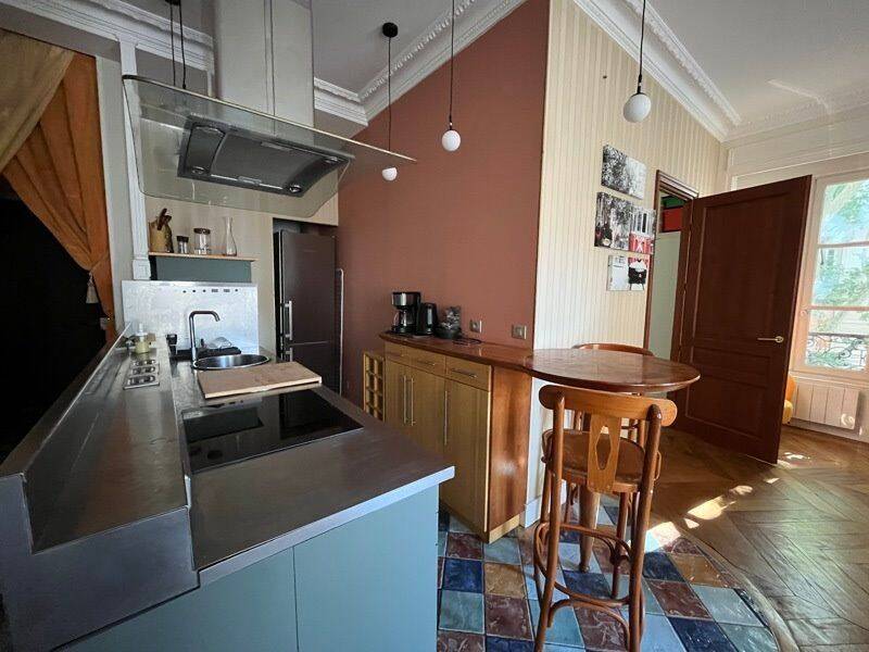 Appartement 4 pièces 77 m² · à Lyon 6ème Arrondissement · 77,1 m² · 1 335 €