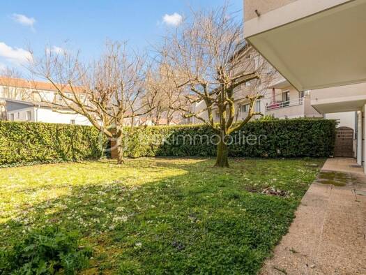 Appartement à vendre 185 000 € 3 pièces 2 chambres 62 m² RDC/2 Plaine du Pont Rouge Claix 38640