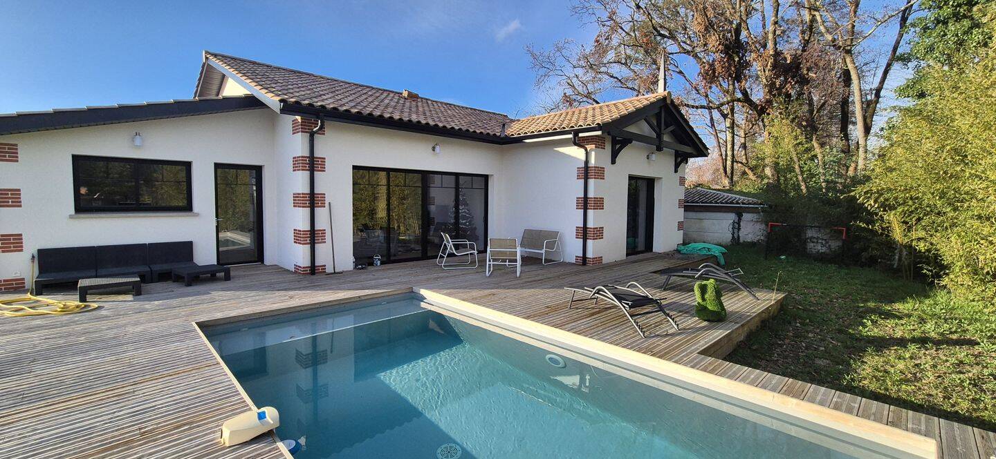 Maison 5 pièces 139 m² · à Gujan-Mestras · 138,6 m² · 699 000 €