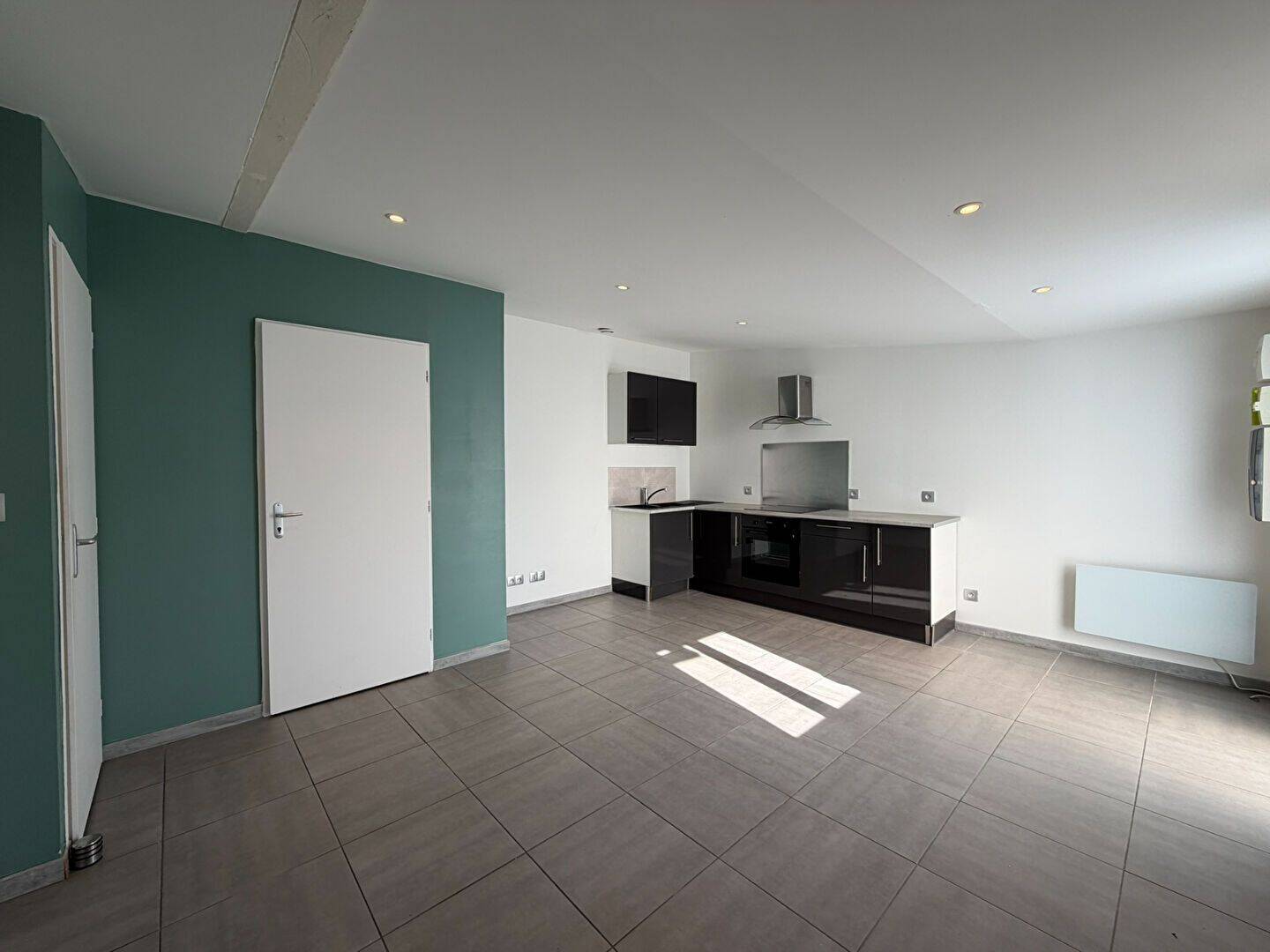 Appartement 2 pièces 37 m² · à Reims · 36,6 m² · 530 €