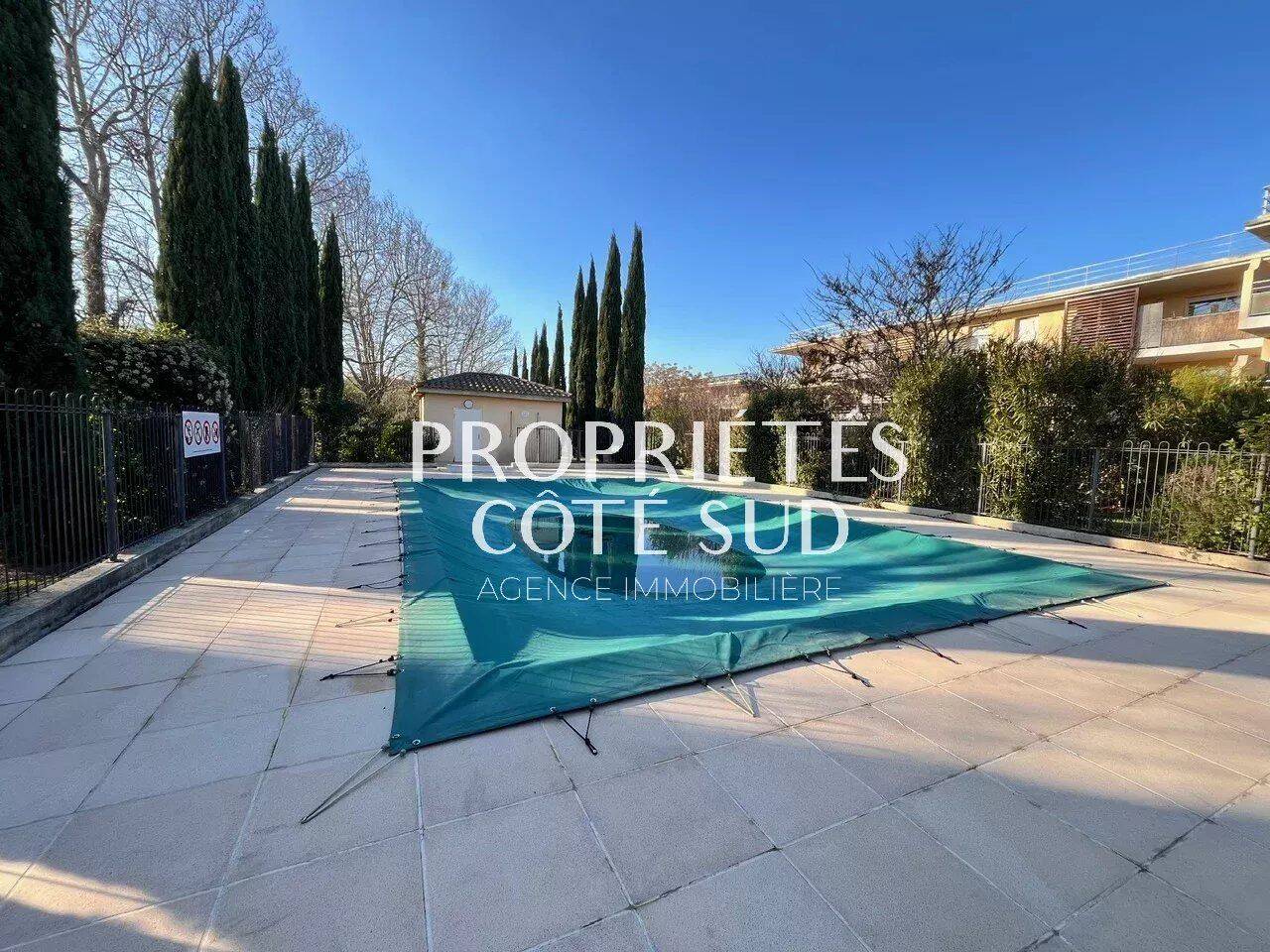 Appartement 3 pièces 66 m² · à Avignon · 66 m² · 200 000 €
