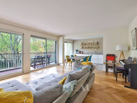 Appartement à vendre 945 000 € 5 pièces 3 chambres 89,8 m² Étage 2/3 Nogent-sur-Marne 94130