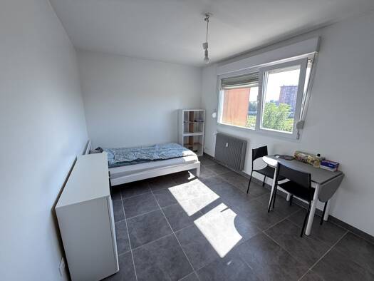 Appartement à vendre 44 000 € 1 pièce 19 m² Étage 4/4 Mont-Barres Belfort 90000