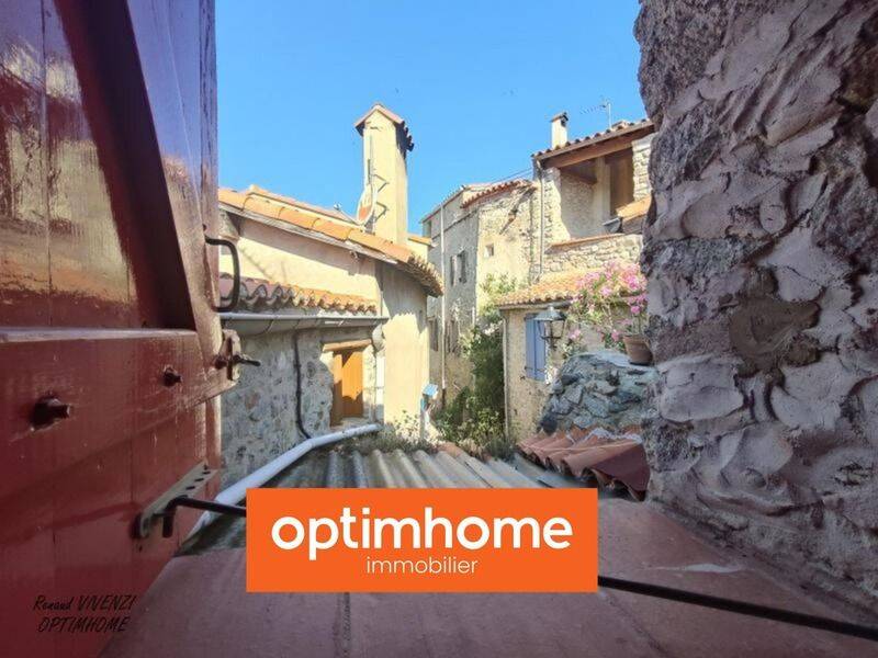 Maison 3 pièces 73 m² · à Eus · 73 m² · 84 000 €