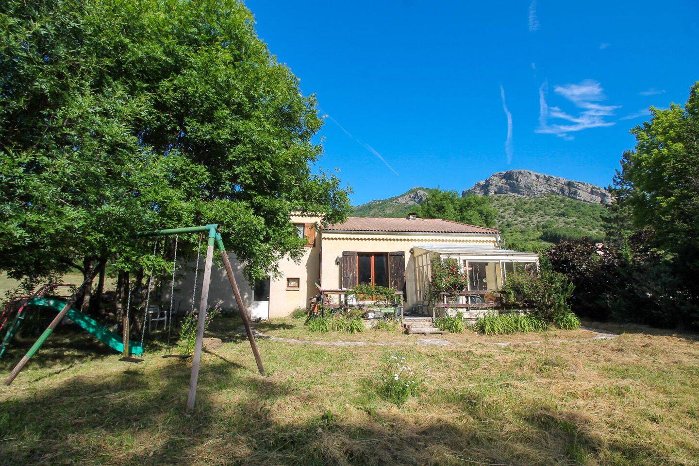 Maison 6 pièces 175 m² · à Séderon · 175 m² · 225 000 €