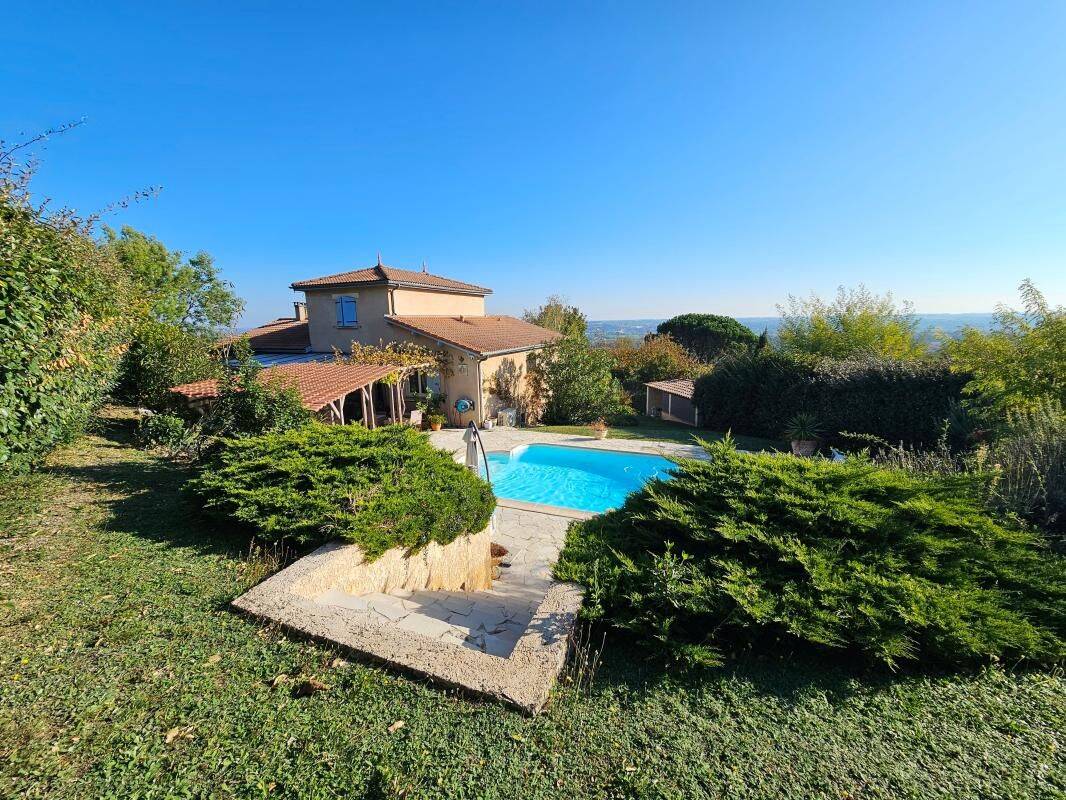 Maison 6 pièces 160 m² · à Péchabou · 160 m² · 475 000 €