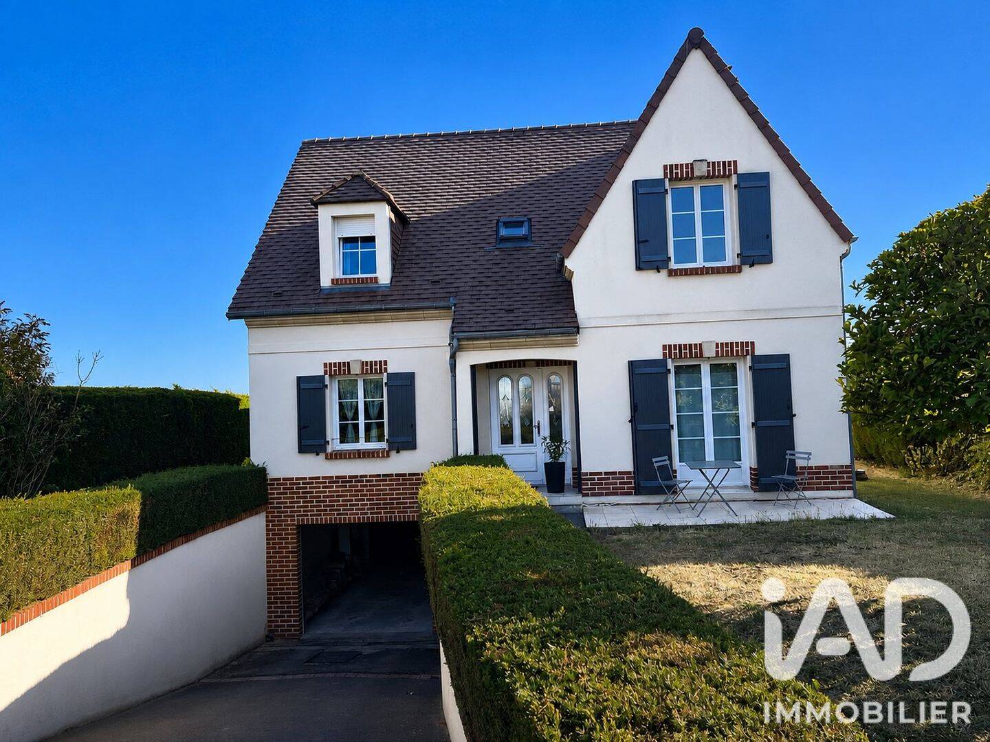 Maison 6 pièces 180 m² · à Folleville · 180 m² · 375 000 €