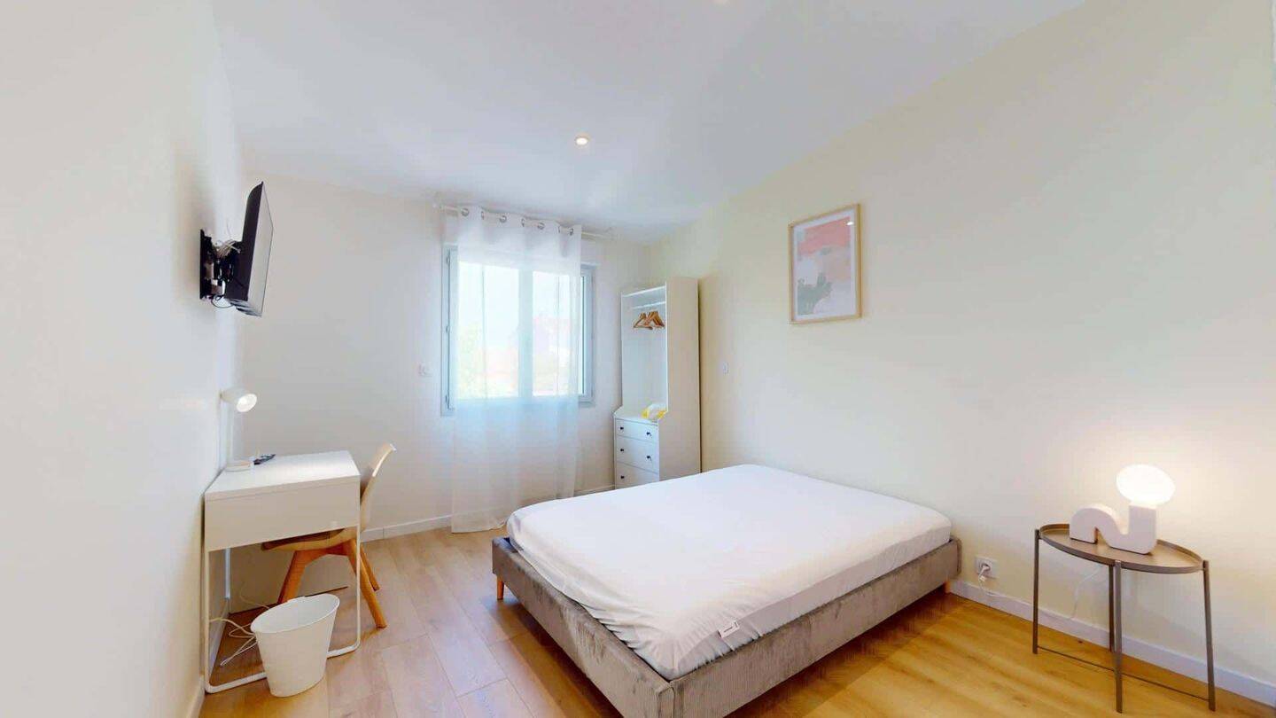 1 pièce 15 m² · à Talence · 15 m² · 575 €