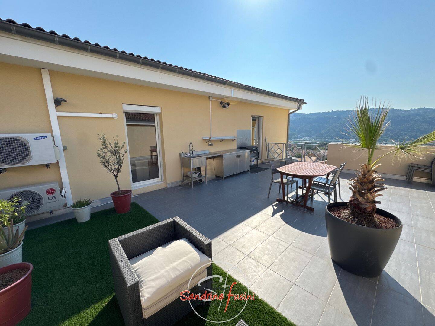 Appartement 4 pièces 89 m² · à Carros · 89,1 m² · 345 000 €