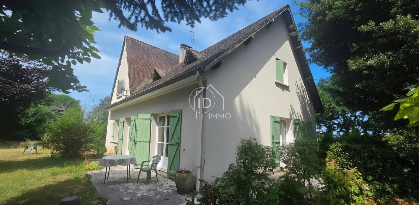 Maison 6 pièces 147 m² · à Mussidan · 147 m² · 180 000 €