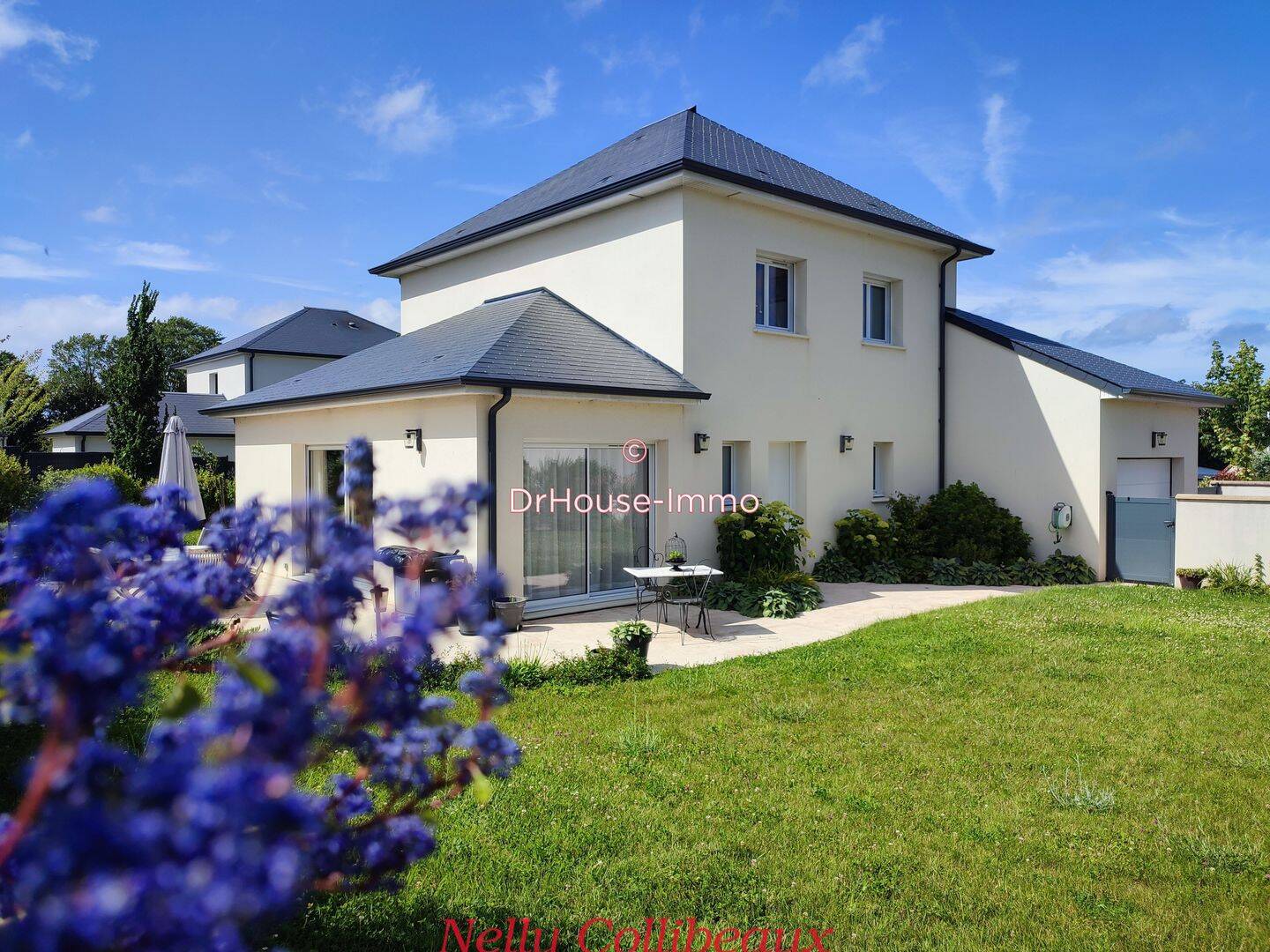 Maison 7 pièces 136 m² · à Reviers · 136 m² · 438 000 €