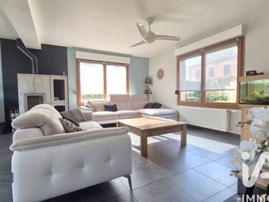 Pavillon à vendre 365 000 € 6 pièces 5 chambres 138 m² Rosult 59230