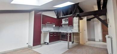 Loft à louer 399 € 1 pièce 1 chambre 32 m² Sous le toit, Étage 2/2 Ste Bazeille 47180