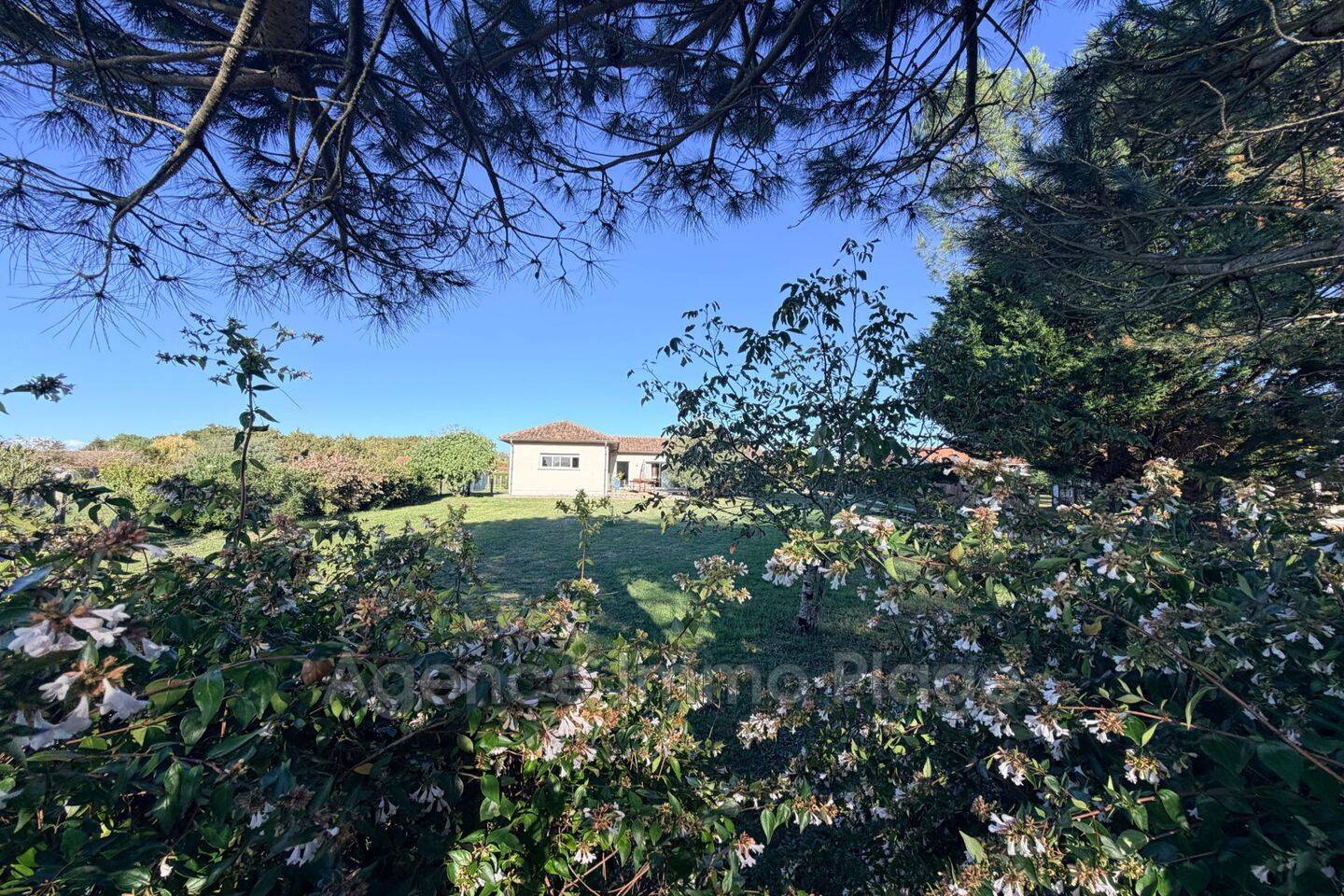 Maison 5 pièces 139 m² · à Lesparre-Médoc · 139 m² · 276 120 €