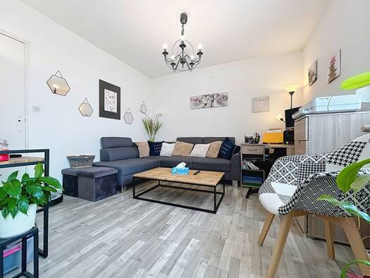 Maison à vendre 230 000 € 5 pièces 3 chambres 102 m² 453 m² de terrain Vigy 57640