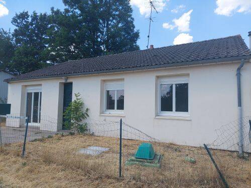 Maison 4 pièces 95 m² · à Charenton-du-Cher · 95 m² · 71 000 €