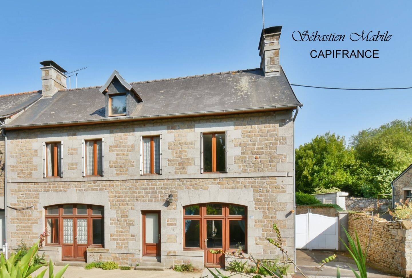 Maison 7 pièces 115 m² · à Les Portes du Coglais · 115 m² · 129 600 €