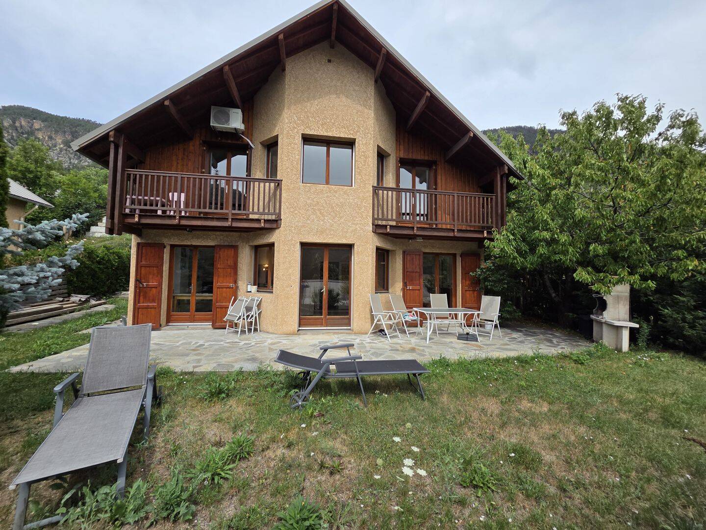 Maison 6 pièces 139 m² · à Briançon · 139 m² · 595 000 €