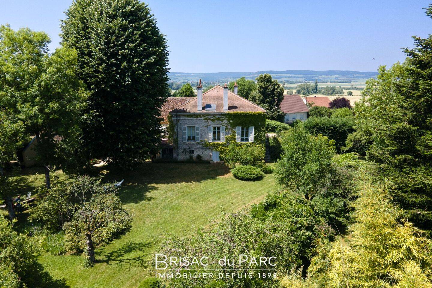 Maison 9 pièces 379 m² · à Chaudenay · 379 m² · 680 000 €