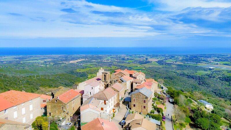 Appartement 114 m² · à Linguizzetta · 114 m² · 120 000 €