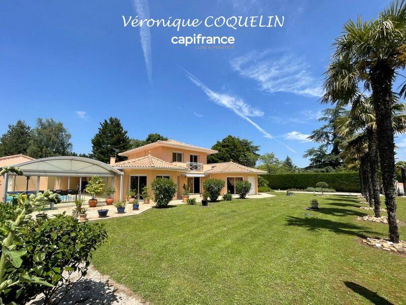 Maison 7 pièces 240 m² · à Le Cellier · 240 m² · 704 000 €