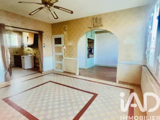 Maison de plain-pied à vendre 189 000 € 3 pièces 2 chambres 71 m² 452 m² de terrain Le Pellerin 44640