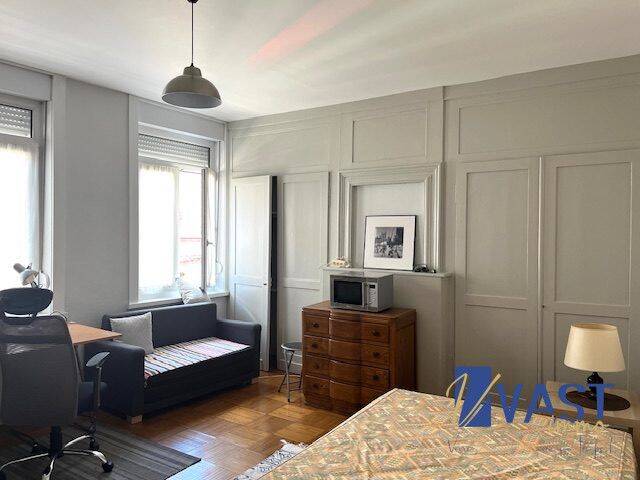 chambre en colocation meublée — 2