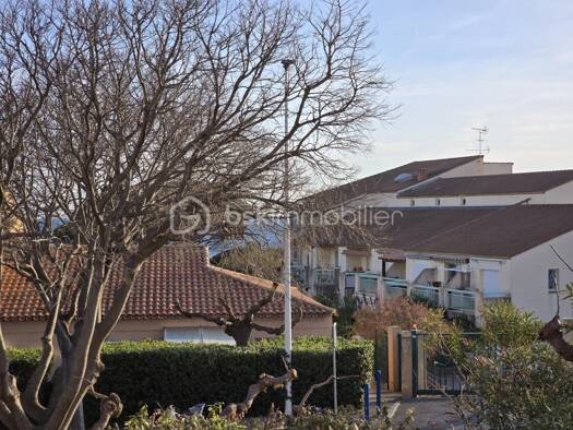 Appartement à vendre 187 200 € 1 pièce 27,1 m² Étage 1/2 Le Grand Fosse-L'Escalette-Plan Capellan Sausset-les-Pins 13960