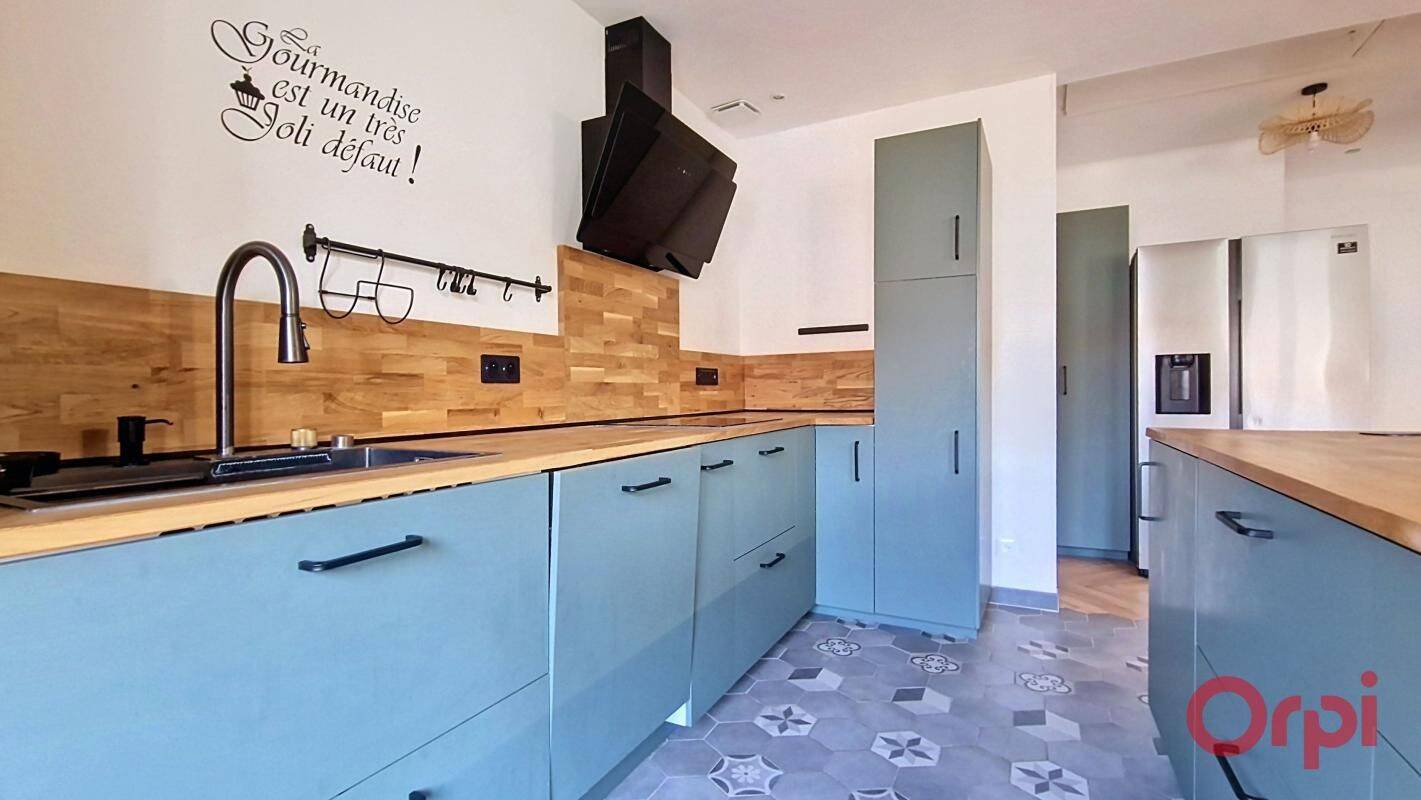Maison 5 pièces 127 m² · à Bages · 127 m² · 1 370 €