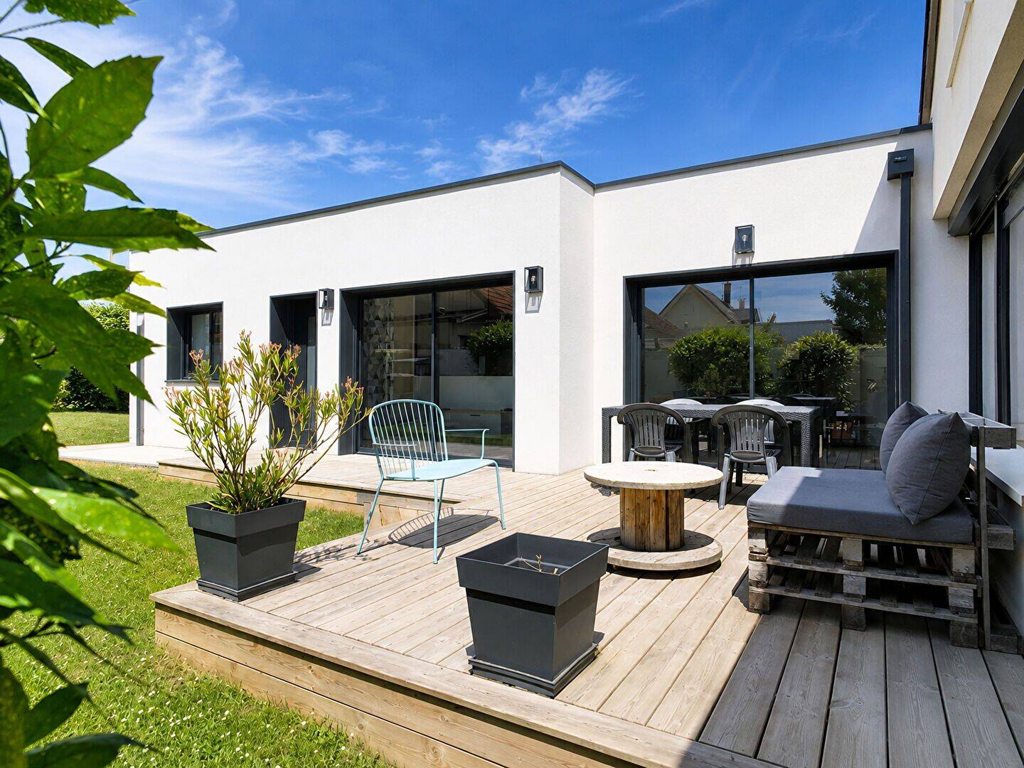 Maison 5 pièces 110 m² · à Mondeville · 110 m² · 379 800 €