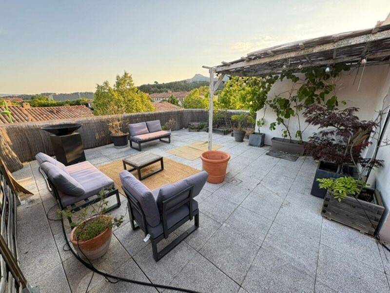 Appartement 3 pièces 61 m² · à Roquevaire · 61 m² · 299 000 €