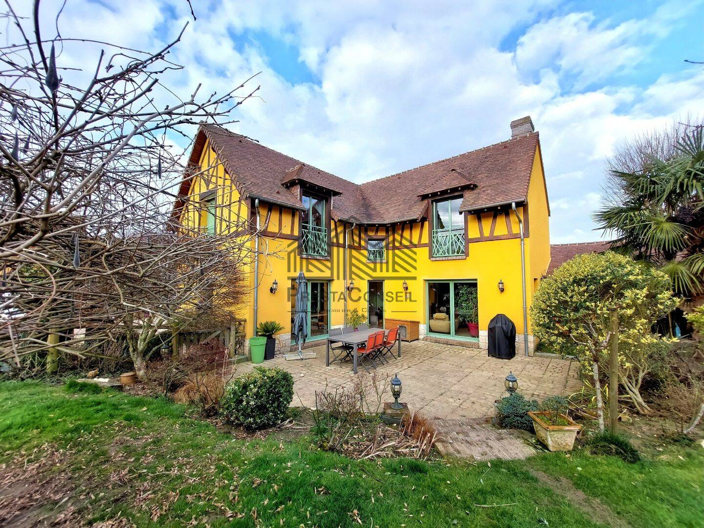 Maison 5 pièces 160 m² · à Acquigny · 160 m² · 441 000 €
