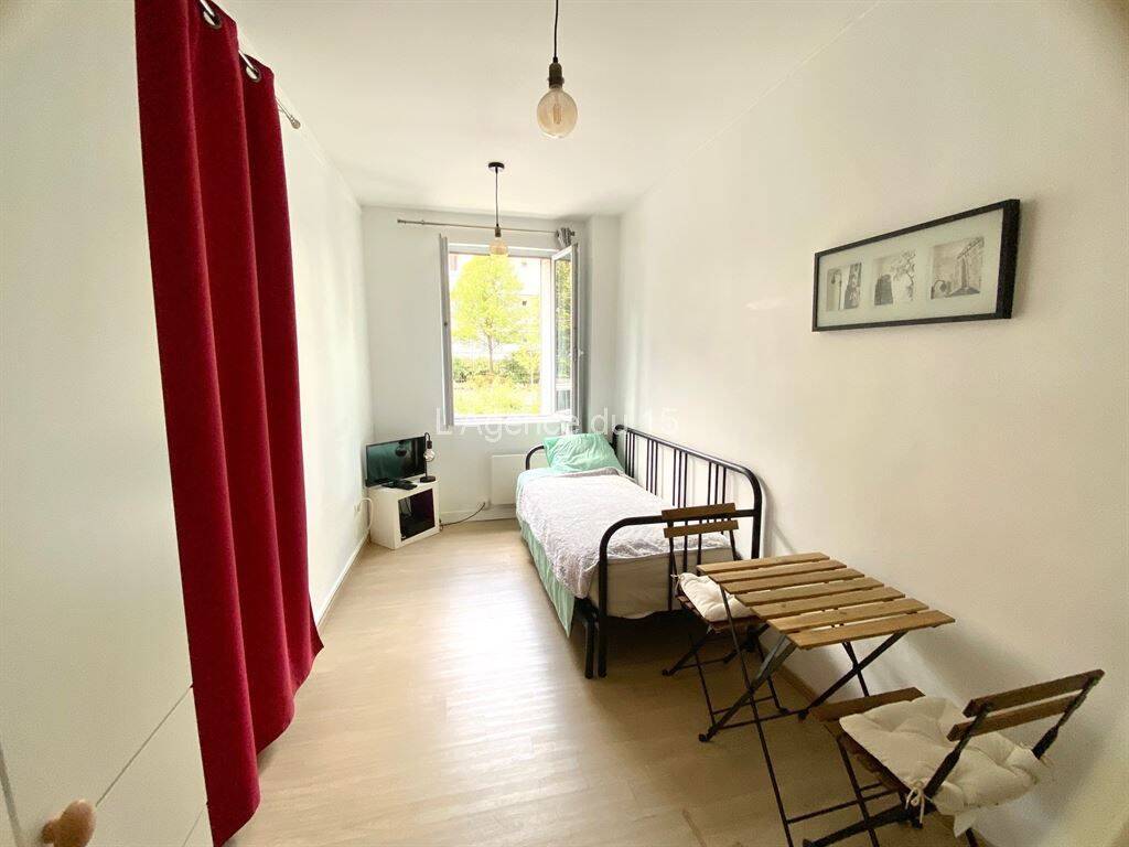 Appartement 1 pièce 15 m² · à Paris 15ème Arrondissement · 15 m² · 763 €/mois