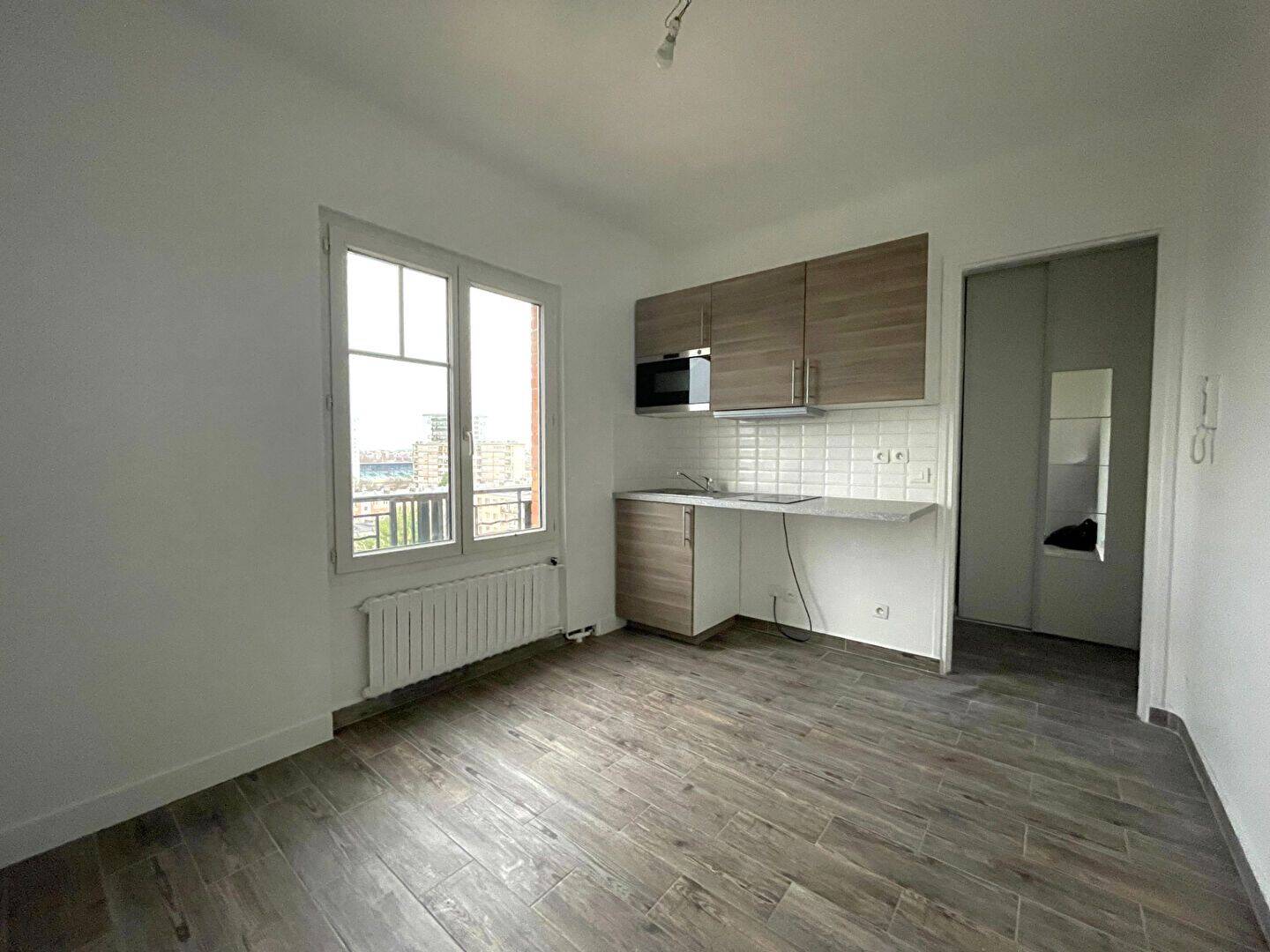 Appartement 1 pièce 18 m² · à Colombes · 17,9 m² · 695 €/mois