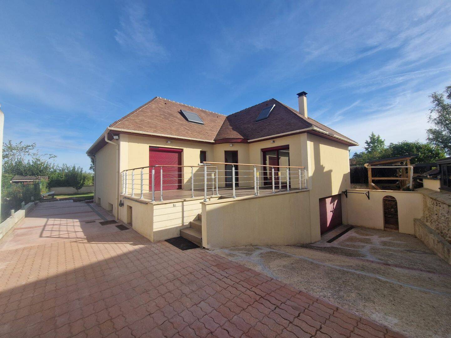 Maison 6 pièces 159 m² · à Magny-les-Hameaux · 159 m² · 2 600 €/mois