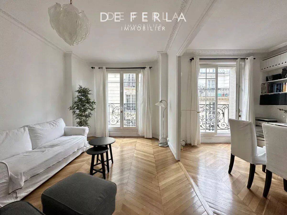 Appartement 3 pièces 70 m² · à Paris 14ème Arrondissement · 70,3 m² · 2 490 €