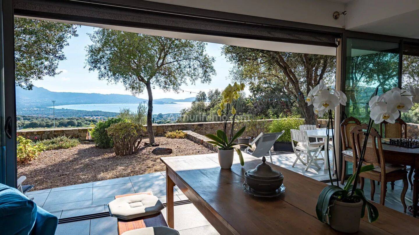 Maison 5 pièces 128 m² · à Lumio · 128,1 m² · 1 140 000 €