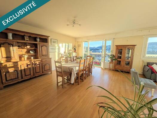 Appartement à vendre 235 000 € 5 pièces 1 chambre 122 m² Nord Lons-le-Saunier 39000