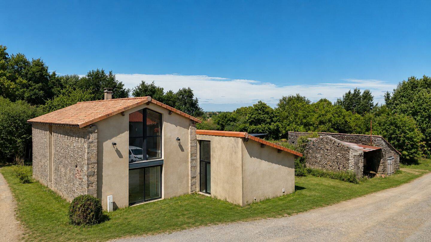 Maison 6 pièces 180 m² · à Les Epesses · 180 m² · 299 980 €